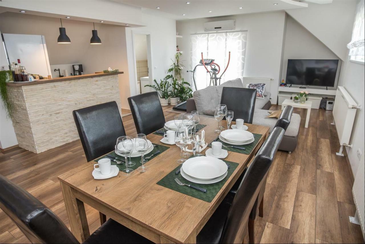 Apartman Hubertus 5* Vagovina エクステリア 写真